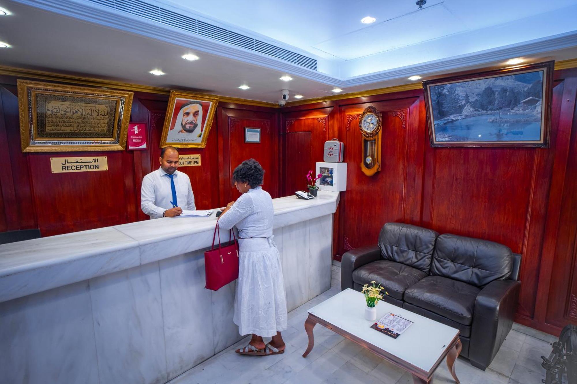 Al Karnak Hotel 두바이 외부 사진